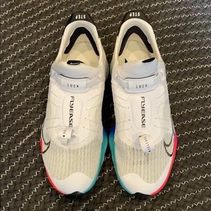 Nike Air Zoom Tempo NEXT% FlyEase - Size 8.5